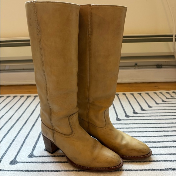 Frye Banana Campus Boot - Picture 5 of 8